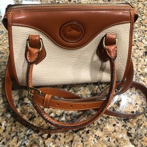 AuthenticVintage Dooney and Bourke purse. EPOC!!
